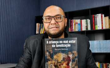 Livro “A criança no mal-estar da favelização”, de Marcelo Barbosa, entra em pré-venda