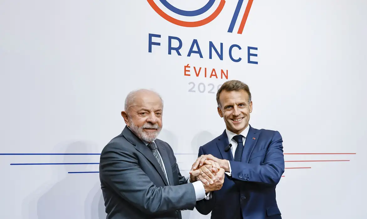 Lula tem encontros com presidentes da França e da Suíça