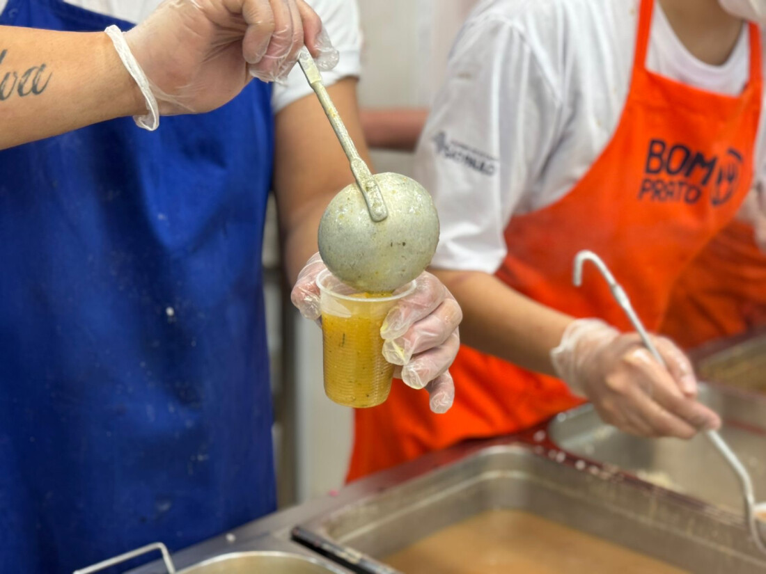 Unidades do Bom Prato contam com o serviço de jantar com caldos 