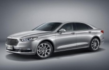 Novo Taurus reforça tradição de sedãs de luxo