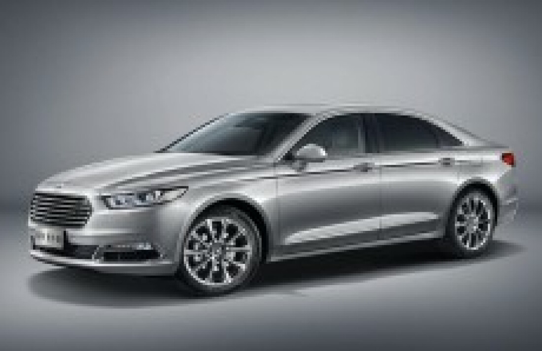 Novo Taurus reforça tradição de sedãs de luxo