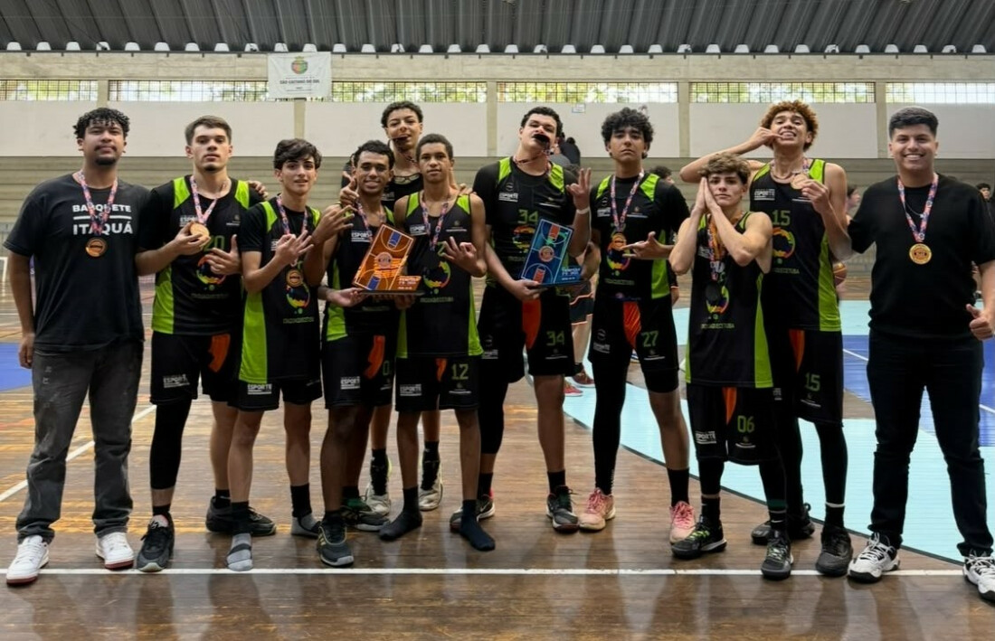 Itaquá conquista bicampeonato na NLAB Sub-16 de basquete