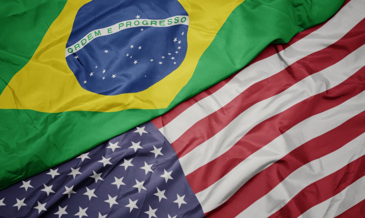 Entenda audiência nos EUA sobre tarifas de 25% a produtos brasileiros