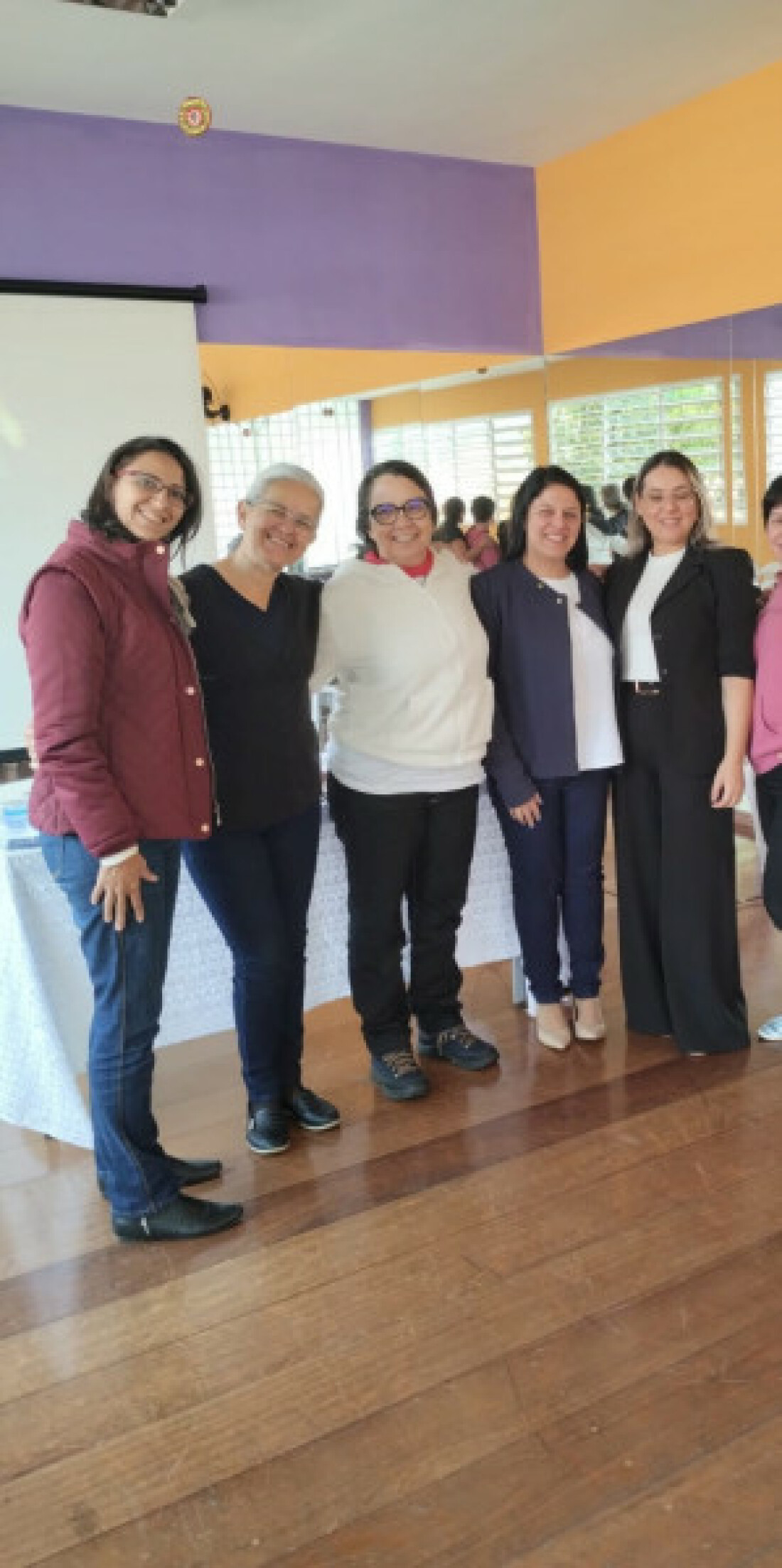 Educação oferece formações para autismo à equipe escolar