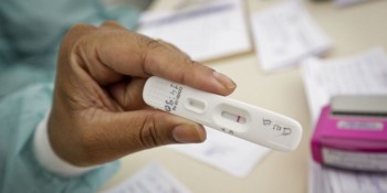 Brasil registra 14,5 mil novos casos e 119 óbitos por covid-19