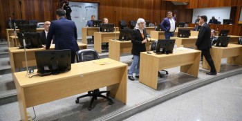 Câmara adia votação sobre Comissão de Meio Ambiente