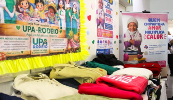Fundo Social faz ‘Dia D’ da Campanha do Agasalho, com o Drive-Thru do Bem, no Pró-Hiper