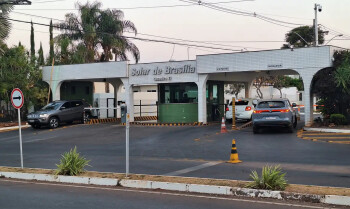 Moraes nega pedido para Javier Milei visitar Bolsonaro em casa