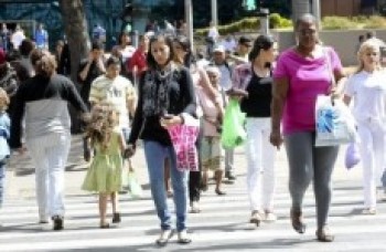 Pnad 2014: mulheres recebem 74,5% do rendimento dos homens