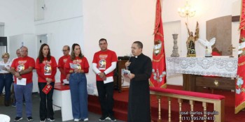 Coroa do Divino reúne os devotos na Pró-Divino