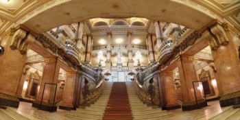 Concerto no Theatro Municipal celebra 100 anos do rádio no Brasil