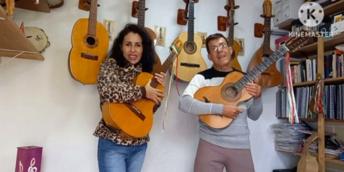 Império recebe orações da Coroa do Divino