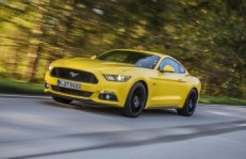 Novo Mustang ganha espaço na Europa e vira astro de novo filme