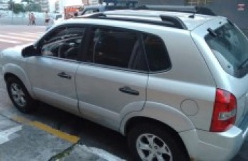 Quatro são detidos por roubo de veículo