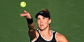 Bia Haddad cai nas duplas femininas do US Open