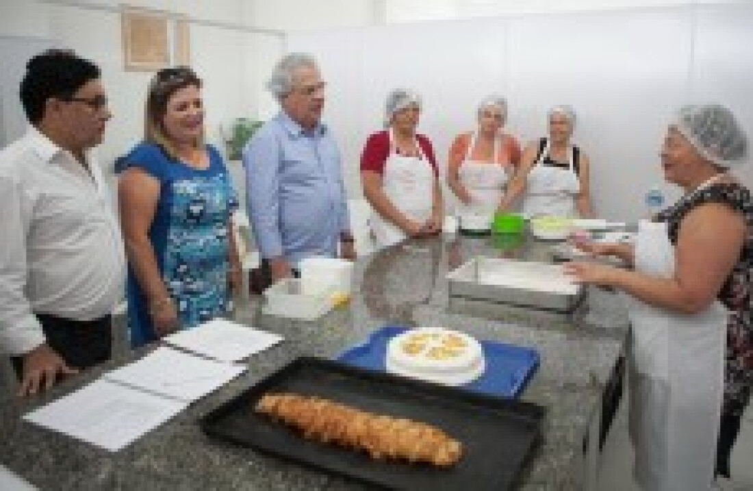 Marcos Borges anuncia novos investimentos para o Cras