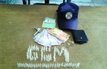 PM e GCM localizam drogas em 3 cidades