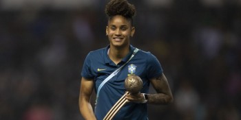 Zagueira-artilheira do Brasil leva Bola de Bronze do Mundial sub-20