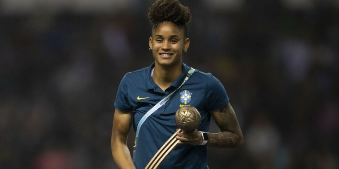 Zagueira-artilheira do Brasil leva Bola de Bronze do Mundial sub-20