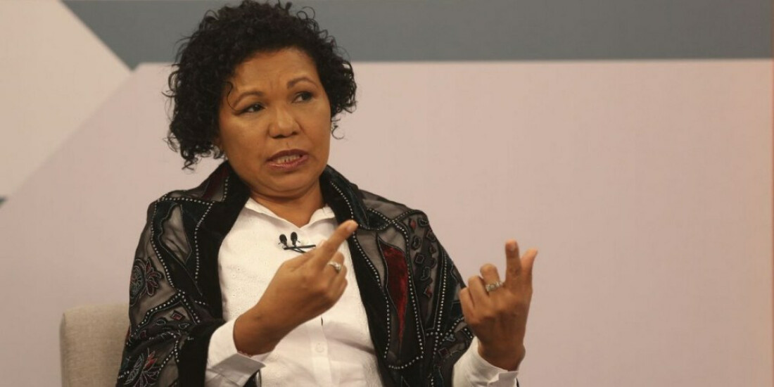 Vera defende fim do monopólio da mídia e fortalecimento da comunicação