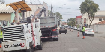 Rua vai ganhar nova camada de asfalto
