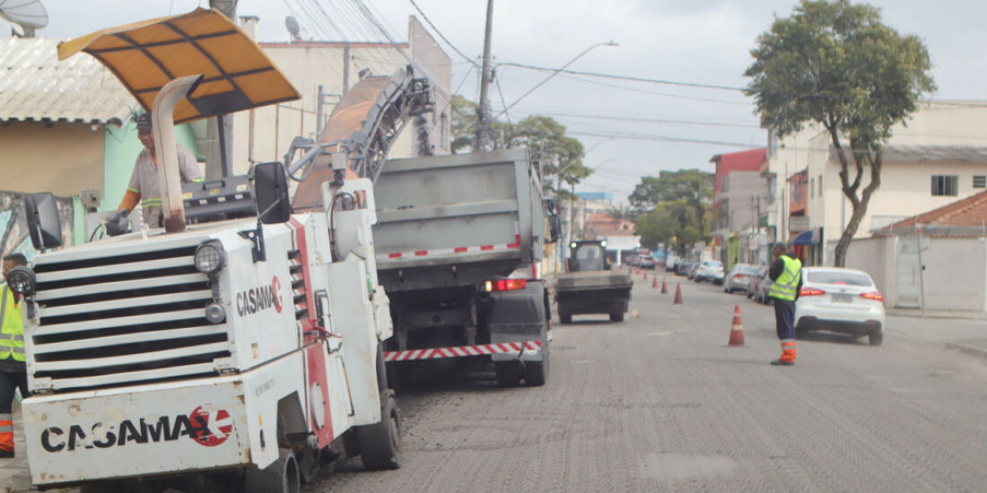 Rua vai ganhar nova camada de asfalto