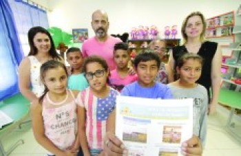 Alunos produzem jornal para destacar assuntos do seu bairro