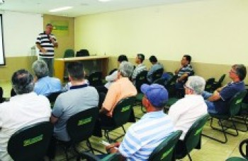 Fechamento de avenida é discutido