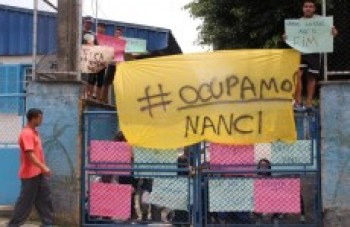 Estudantes desocupam escola em Poá