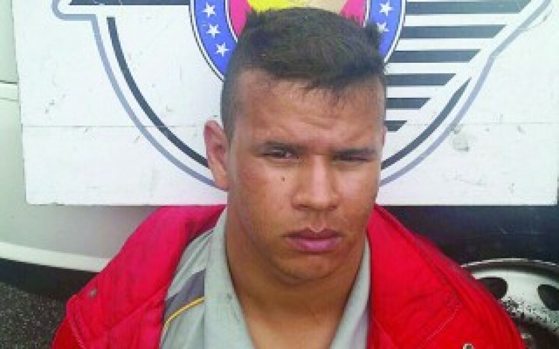 Polícia apreende automóvel furtado em Suzano