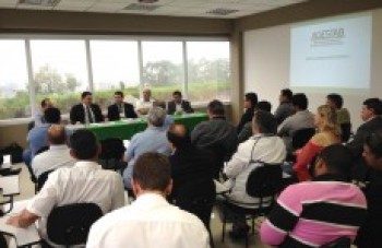 Queda de energia continua sendo problema no Taboão
