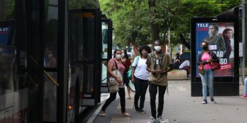 Brasil registra 18,8 mil novos casos e 142 óbitos por covid-19