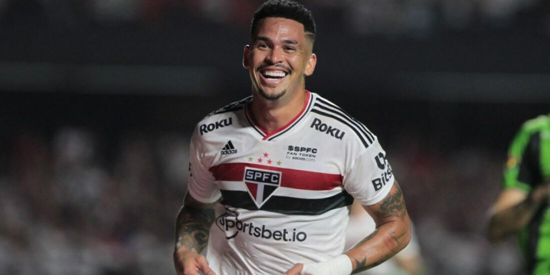 Com um a menos, São Paulo segura América-MG e avança na Copa do Brasil