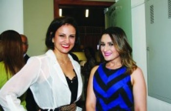 Carla Fiamini presta tributo ao Grupo MN em sessão solene