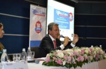 Mauro Campbell encerra evento na UBC