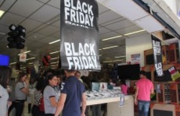 Black Friday divide opiniões de consumidores mogianos
