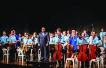 Orquestra Minha Terra Mogi encerra temporada no Vasques