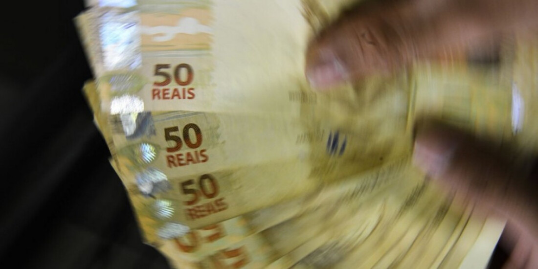 Beneficiários com NIS de final 8 recebem Auxílio Brasil