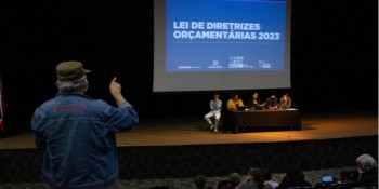 População participa de audiência pública da LDO