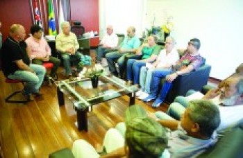 Poá cancela desfiles de carnaval de 2016