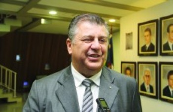 Autoridades parabenizam as quatro décadas do jornal Mogi News