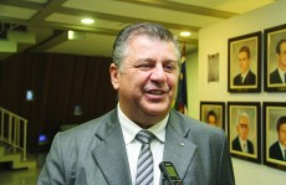 Autoridades parabenizam as quatro décadas do jornal Mogi News