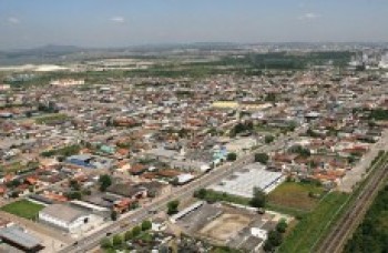 Jundiapeba comemora 77 anos com desfile