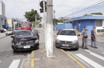 Dois acidentes são registrados no centro