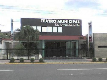 Apresentações encerram atividades das Oficinas de Formação Cultural 2015