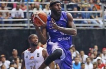 Mogi-Helbor vai usar uniforme azul de novo