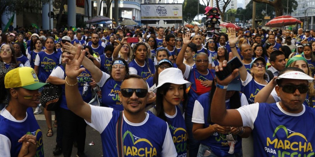 Marcha para Jesus reúne milhares no centro do Rio de Janeiro