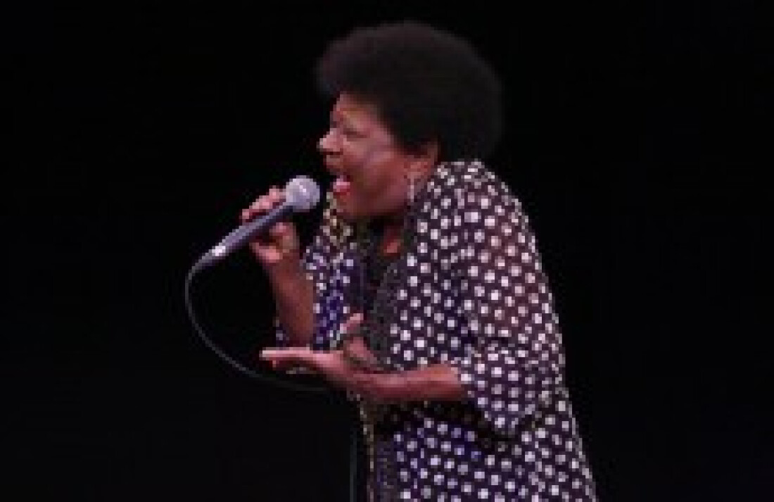 Alaíde Costa comemora seus 80 anos com show hoje