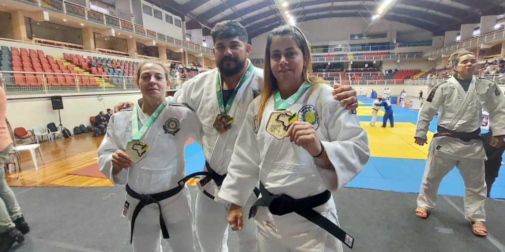 Suzanenses são campeãs no Campeonato Brasileiro de Judô
