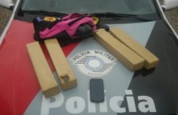 PM encontra 7,8 quilos de maconha em Mogi